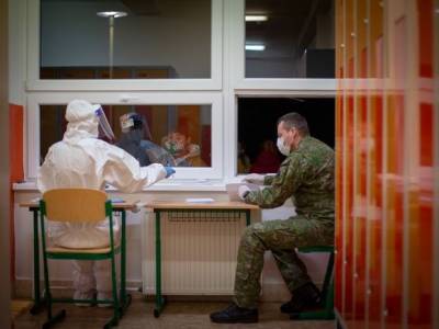 Еще чуть более 26 тыс. человек в России заразились коронавирусом