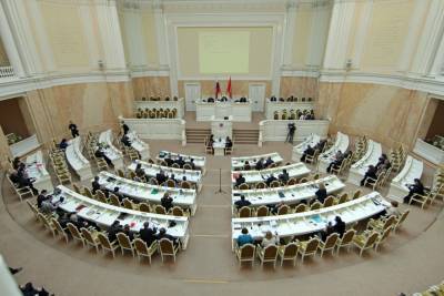 В Петербурге депутаты поддержали поправки в федеральный закон о реновации