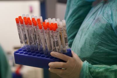 Израиль получил первую партию вакцины от коронавируса