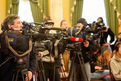 Хинштейн: поправки в закон о СМИ должны усилить гарантии работы журналистов