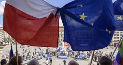 Полекзит. Почему в Польше заговорили о выходе из ЕС и какими будут последствия