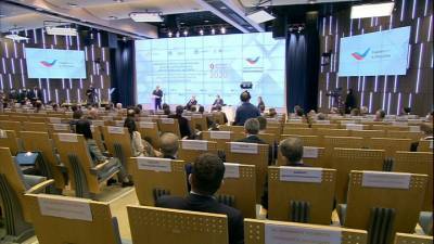 Мишустин: к 2024 году в России введут единый стандарт экспорта