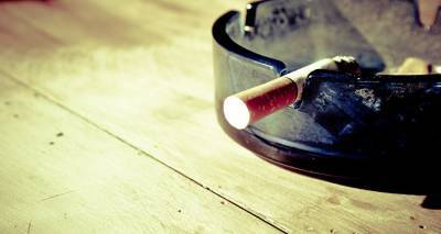 Торговцы в Латвии ожидают коллапса: последствия табачного и алкогольного эмбарго