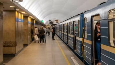 Метрополитен Петербурга признал увеличение интервала движения поездов