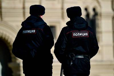 Двое московских полицейских были задержаны за вымогательство