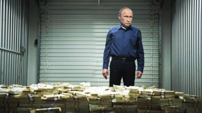 СМИ раскрыли, как "банк Путина" зарабатывает на россиянах через элементарную схему