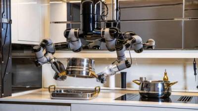 Готовит до 5 000 блюд: британская компания представила робота-кухню – видео, сколько стоит