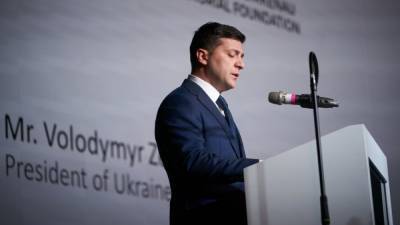 Зеленский потерял контроль над регионами Украины и экономикой, признали в Киеве