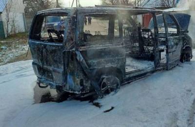 В Броварском районе горящая машина едва не уничтожила дом