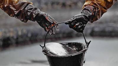 Шмыгаль обещает, что через 50 лет Украина откажется от угля, нефти и газа