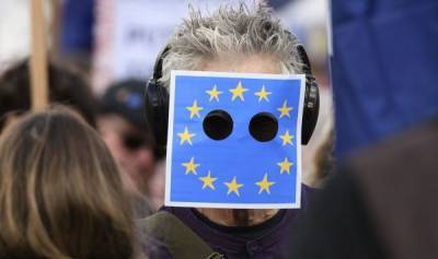 Почему шансы Британии на "мягкий" выход из Евросоюза тают на глазах