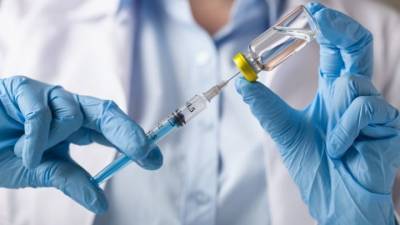 Академик Гинзбург: алкоголь при вакцинации вреден для иммунной системы