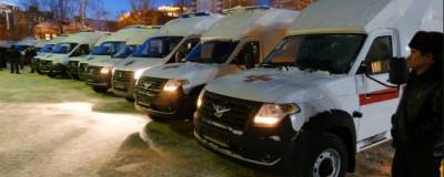 Новосибирские больницы получили новые машины скорой помощи с ИВЛ