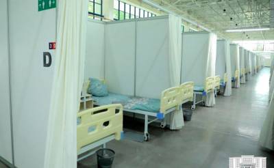В Ташкенте закрывают распределительные центры для больных ковидом в "Узэкспоцентре" и дворце "Универсал"