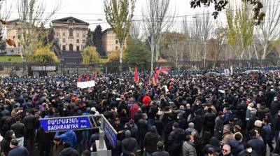 В Ереване проходит акция протеста оппозиции, требующей отставки Пашиняна