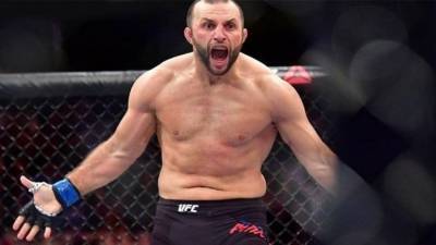 UFC расторг контракт с россиянином Антигуловым после драки на свадьбе