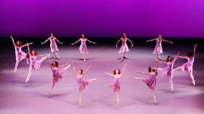Санкт-Петербург: выставки, спектакли и балетный фестиваль, на которые надо попасть до Нового года
