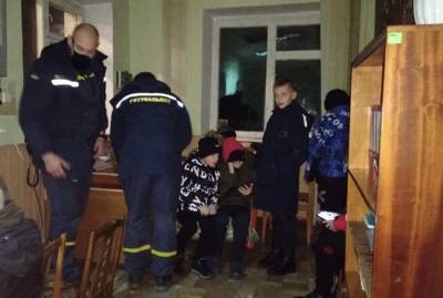 На Буковине сломался автобус с юными спортсменами: спасатели эвакуировали детей