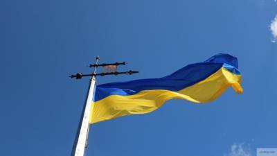 "Карантин выходного дня" проверят на законность в КС Украины