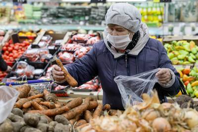 "При чем здесь пандемия?" Путина удивили цены на сахар и хлеб