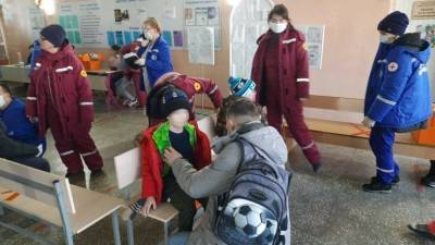 Шестнадцать детей отравились парами хлора в башкирском бассейне