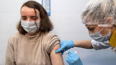 Украина попросила Канаду выделить вакцину от коронавируса