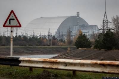 Зеленский подписал указ о подготовке мероприятий к 35-летию Чернобыльской катастрофы
