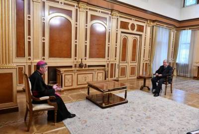 Армения попросила помощи у Ватикана для защиты христианского наследия в Нагорном Карабахе
