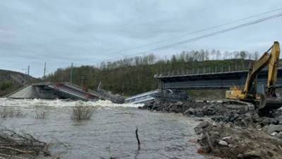 Режим ЧС ввели в Мурманской области из-за обрушения моста