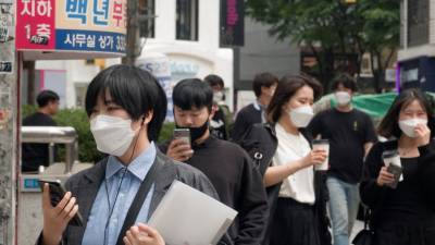 Число случаев заболевания коронавирусом в Южной Корее превысило 12 тысяч