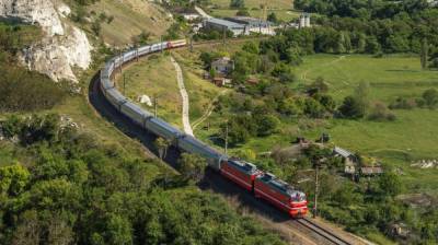 Стали известны цены на поезд и самолёт из Воронежа в Крым