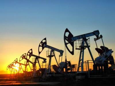 Саудовская Аравия планирует поставлять нефть по рекордно низкой цене в 25 долларов за баррель