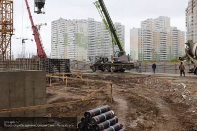 Рабочие обнаружили 300-летнее захоронение возле Дома культуры в Омской области