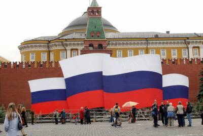 День России страна встретит концертом и онлайн-флешмобами