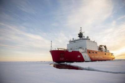 Флот ледоколов: США готовятся противостоять России в Арктике