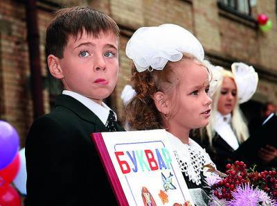 Родителей украинских школьников заставят украинизироваться за свой счёт