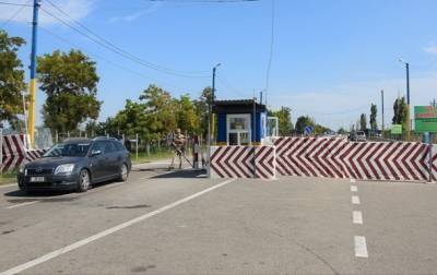 Пункты пропуска на админгранице с Крымом заработают 15 июня