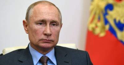 Путин напомнил о тысячелетней истории страны, поздравляя с Днем России