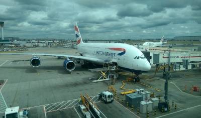 Три британские авиакомпании подали в суд на правительство за введенный карантин