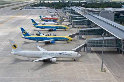 Украина возобновляет международное авиасообщение