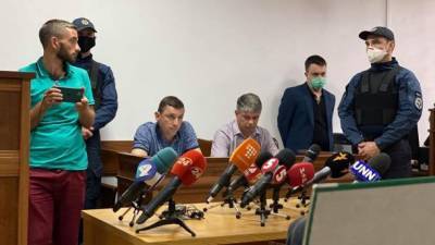 Адвокаты Стерненко заявили об отводе прокурора Бозовуляка