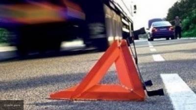 Водитель иномарки погиб при столкновении с грузовиком в Ленобласти