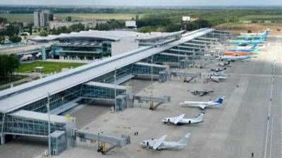 Информационные анкеты и проверка температуры: аэропорт "Борисполь" обнародовал правила для пассажиров
