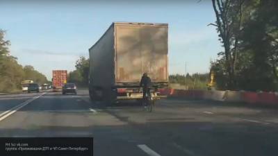Водитель Chevrolet погиб после ДТП с грузовиком в Ленинградской области