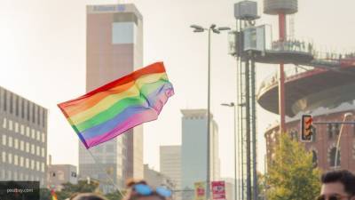 Психолог указал на отрицание представителями ЛГБТ различий между мужчинами и женщинами