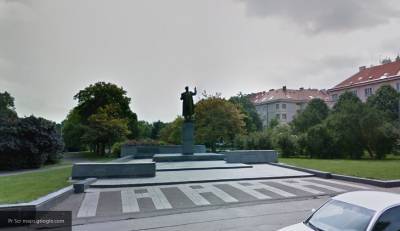 Чехия готова обсудить с Россией судьбу памятника маршалу Коневу