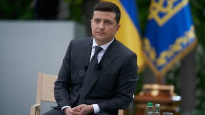 Зеленский заявил о желании вернуться к обсуждению «вопроса Крыма»