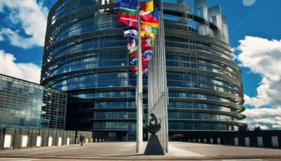 Европарламент предостерегает Зеленского от политических преследований Порошенко — заявление