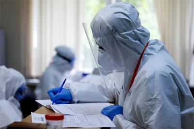 Более 950 сотрудников ООН по всему миру заразились коронавирусом