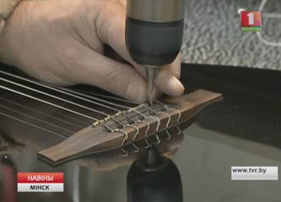 Уникальные гитары создает минский мастер Михаил Комлев